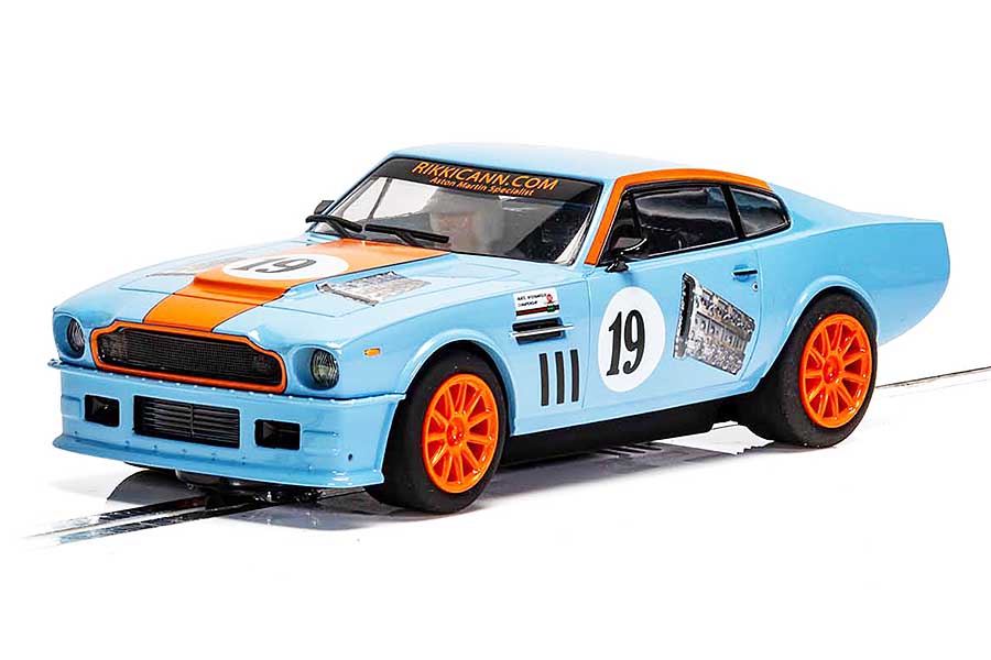 Scalextric Aston Martin V8 - Gulf Edition - Rikki Cann Racing
