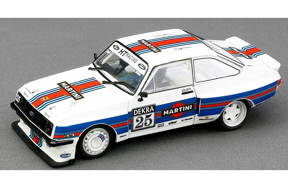 TeamSlot Ford Escort MKII RS2000 X-Pack Martini (SRE22)