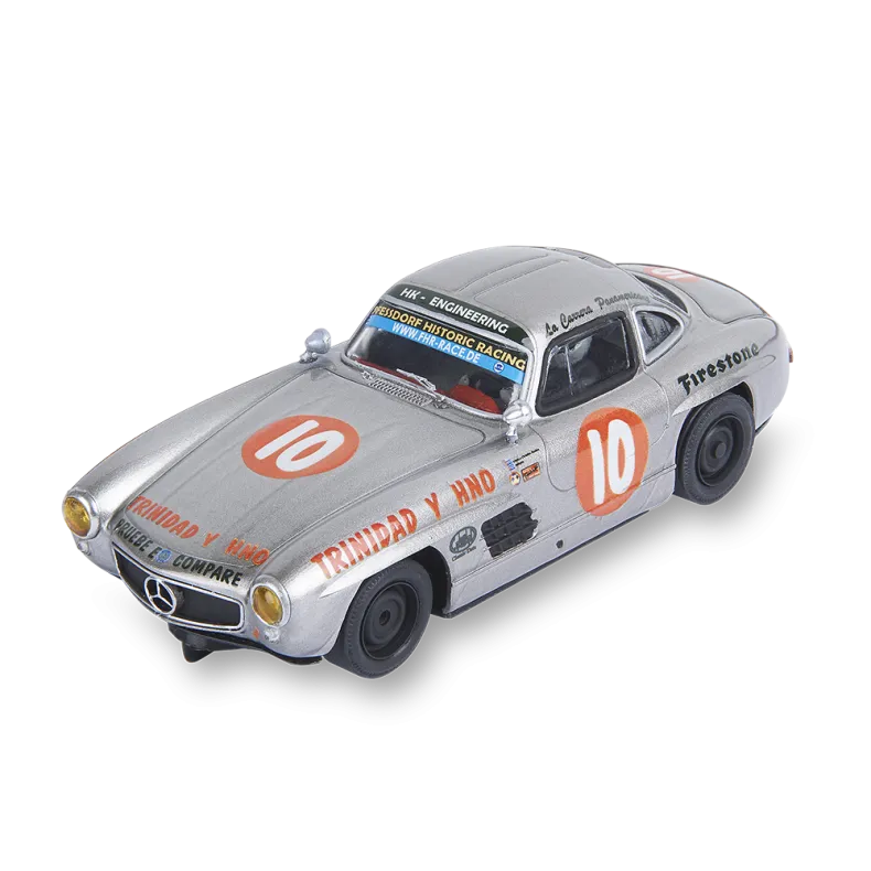 SCX U10557 Mercedes-Benz 300 SL Coupe No.10 Panamericana