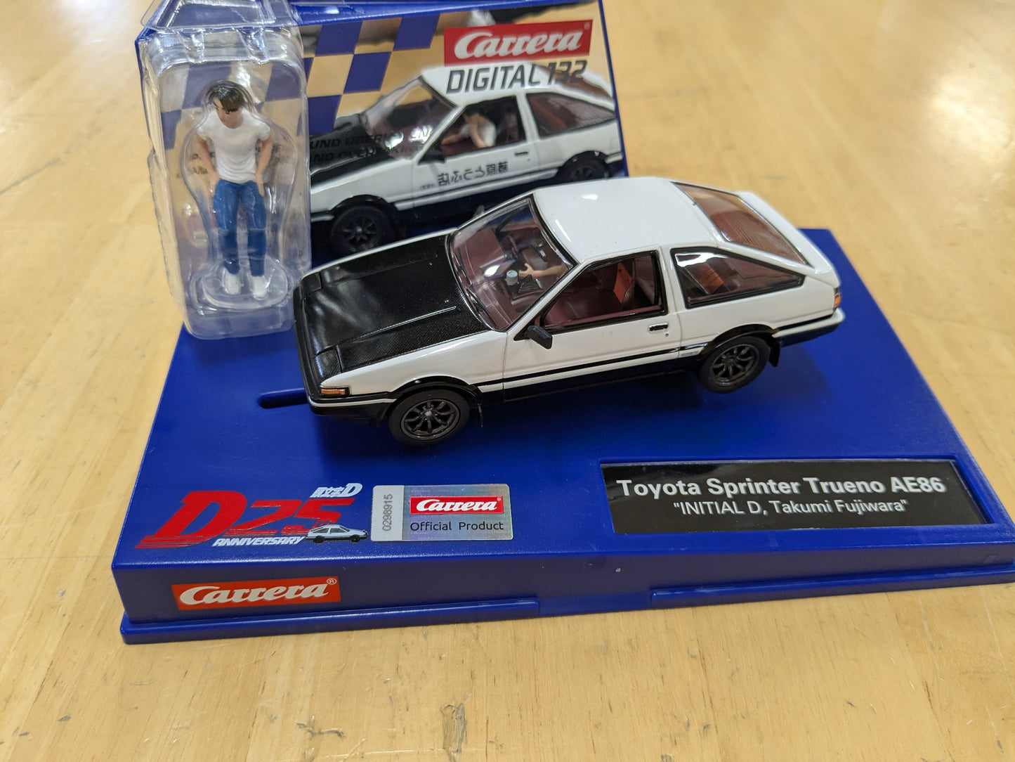 Carrera 20031000 Toyota Sprinter Trueno AE86 INITIAL D Takumi Fujiwara