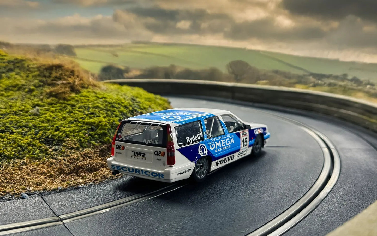 Scalextric C4597  Volvo 850 Estate - BTCC 1994 - Rickard Rydell