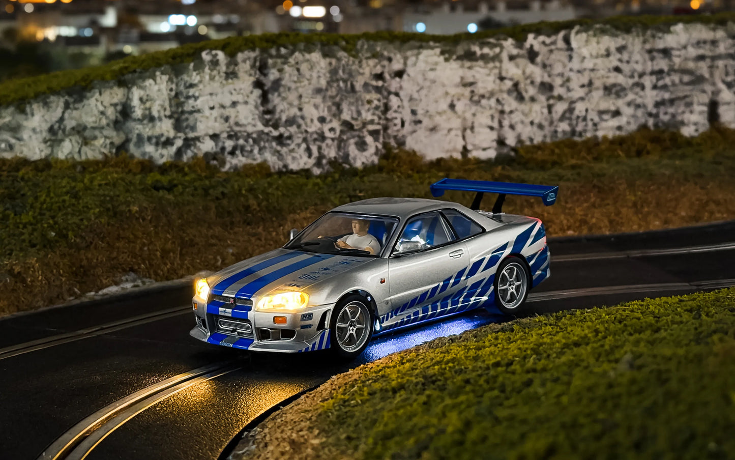Scalextric C4674 Nissan Skyline GT-R R34 - 2 Fast 2 Furious
