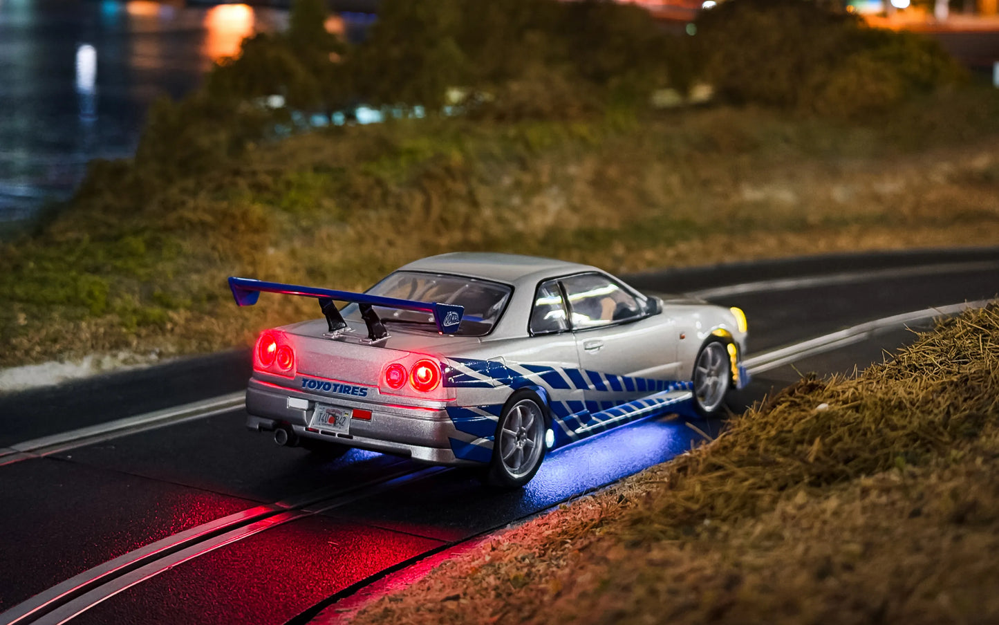 Scalextric C4674 Nissan Skyline GT-R R34 - 2 Fast 2 Furious