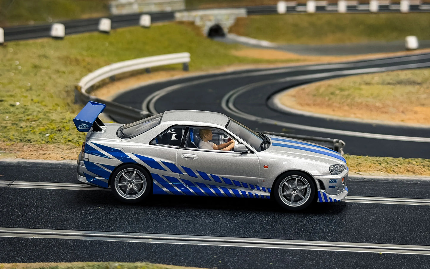 Scalextric C4674 Nissan Skyline GT-R R34 - 2 Fast 2 Furious