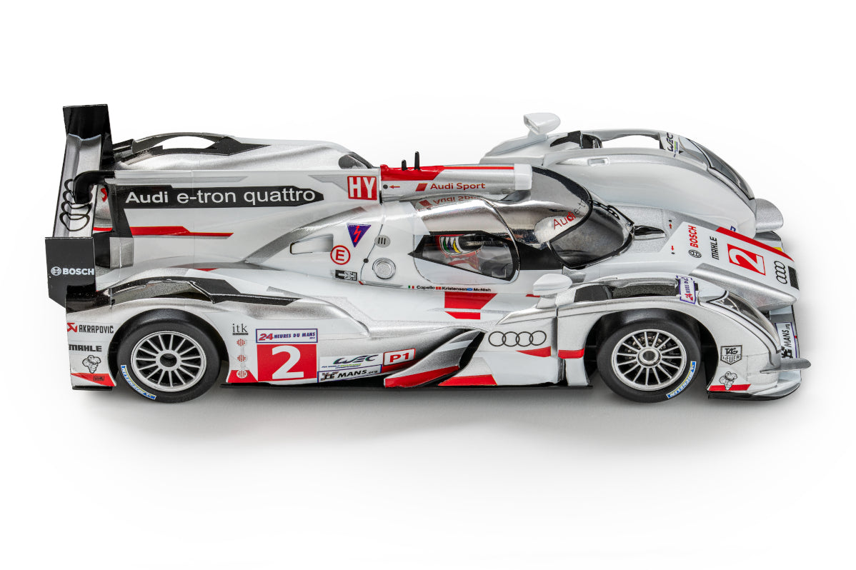 [Pre-Order] slot.it CA38b Audi R18 e-tron quattro 2nd 24h Le Mans 2012