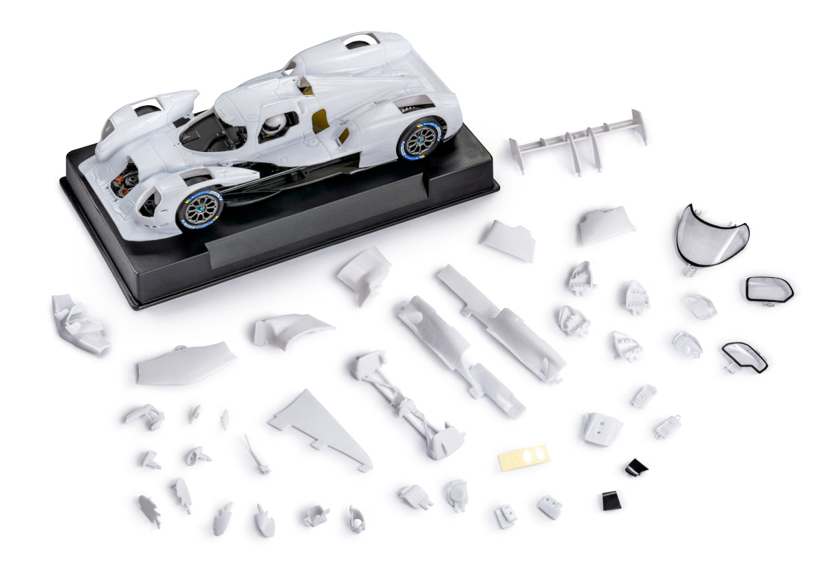 slot.it CA63z Toyota GR010 white kit