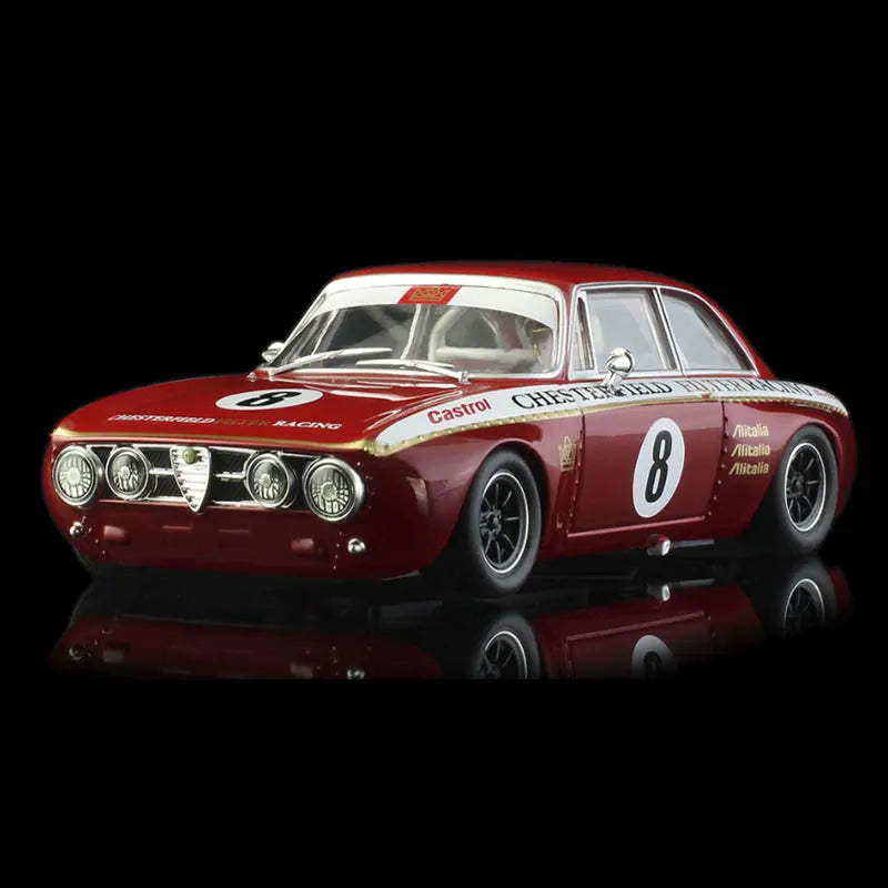 Revo Slot RS0312 Alfa Romeo GTAM 1750 Chesterfield Racing #8