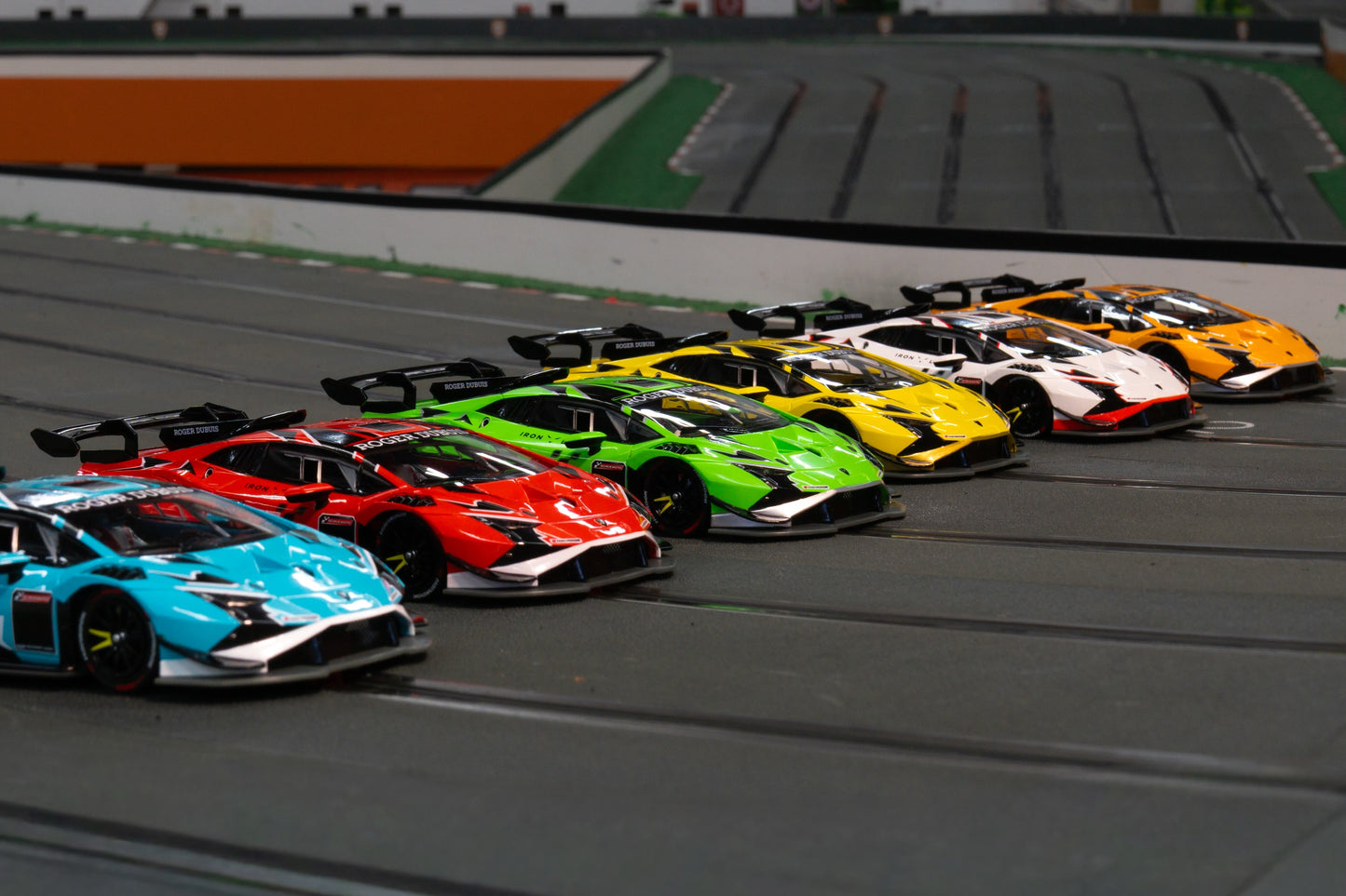 [Pre Order]  ScaleAuto SC-6427c Lamborghini Huracan Supertrofeo Evo2 Cup Version Yellow