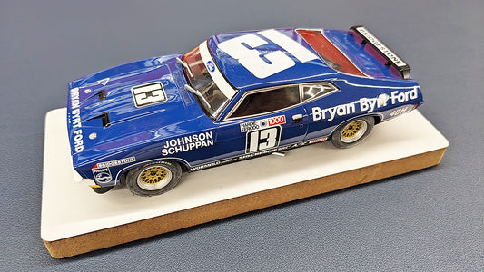 Scalextric Ford XC Falcon - Dick Johnson 1978 Bathurst C3923  【USED】