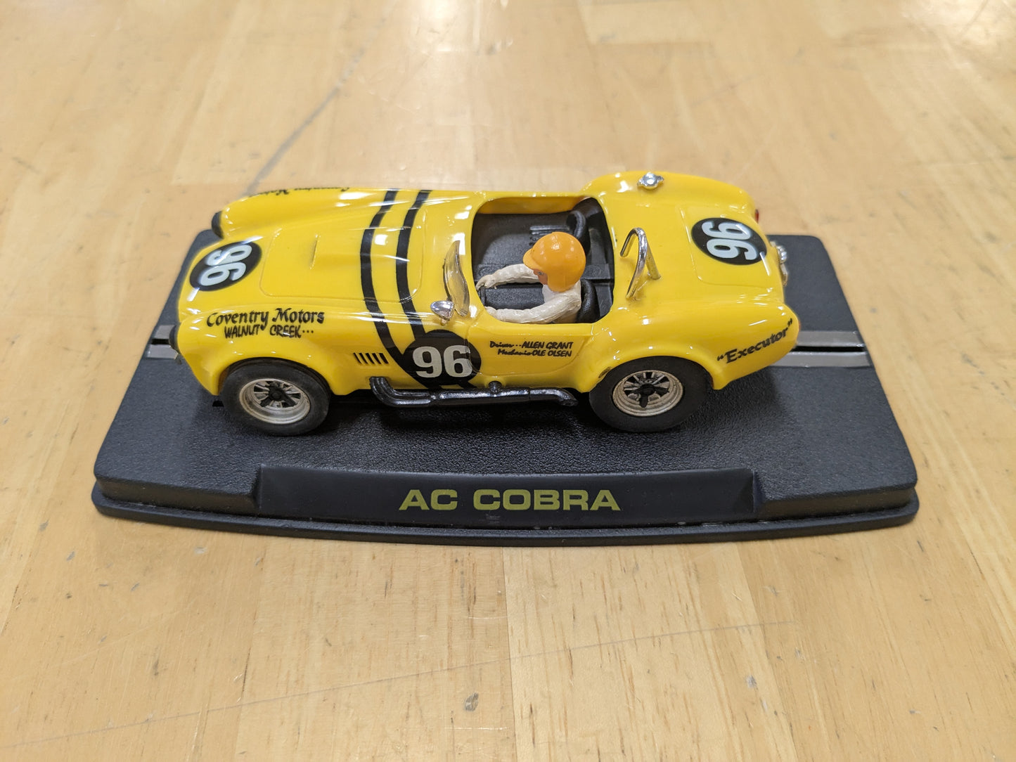Reprotec AC Cobra #96 Yellow SP119