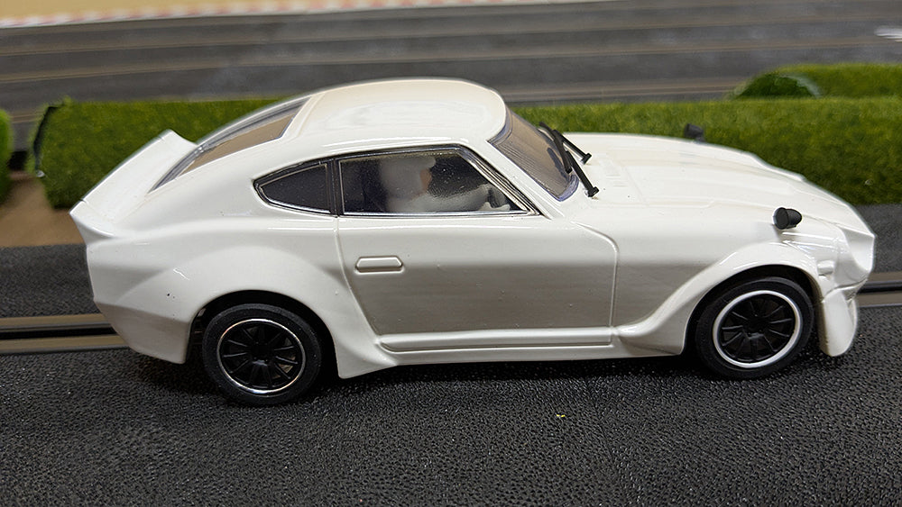 SRJP SRJP-C02e S30Z Grand Prix White