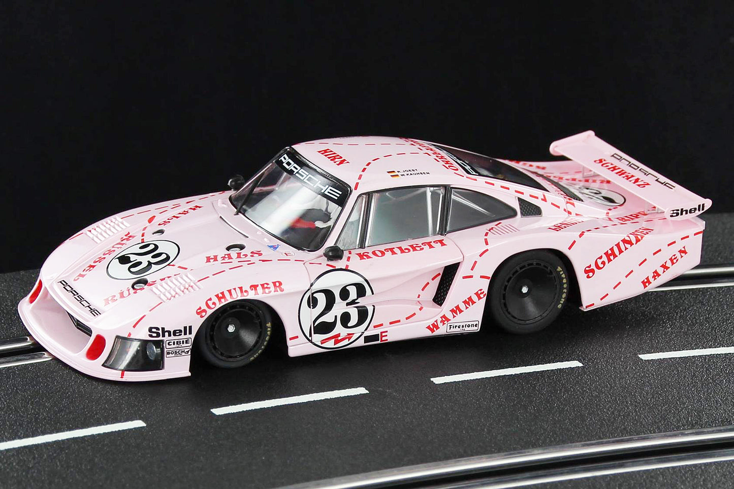 Sideways Porsche 935/78 Moby Dick - Pink Pig #23